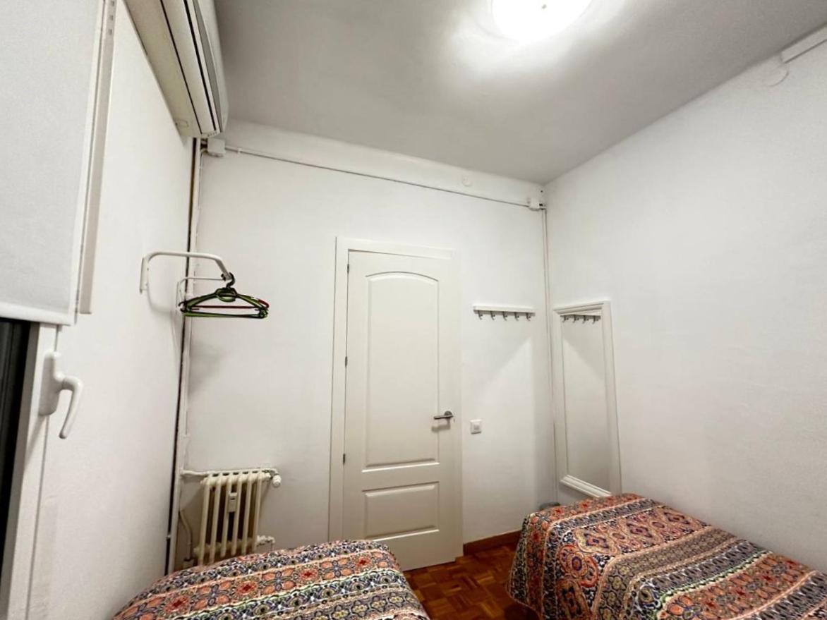Rooms Nuevo Roger Barcelona Zewnętrze zdjęcie